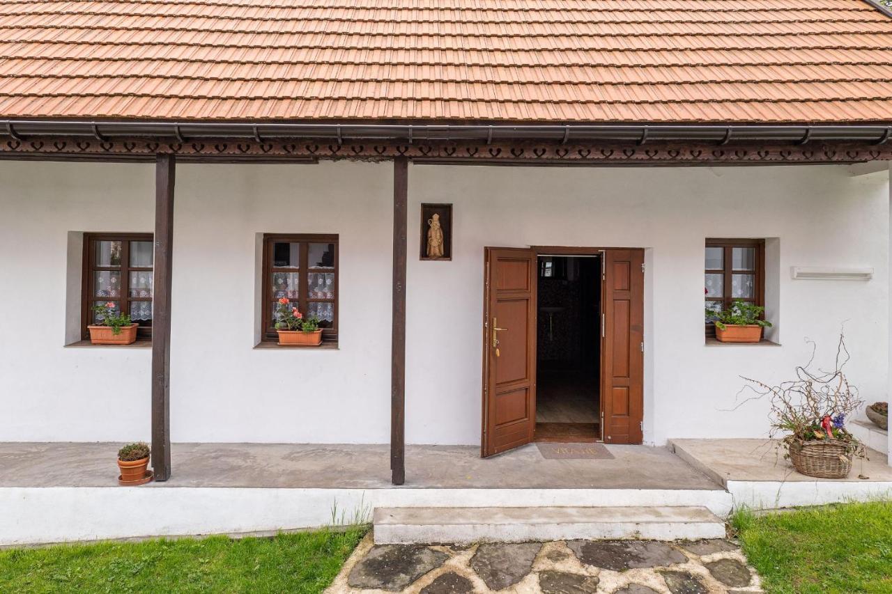 Ubytovanie Na Vcelej Farme Polichno Экстерьер фото